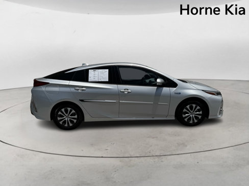Used 2020 Toyota Prius Prime Limited image 3