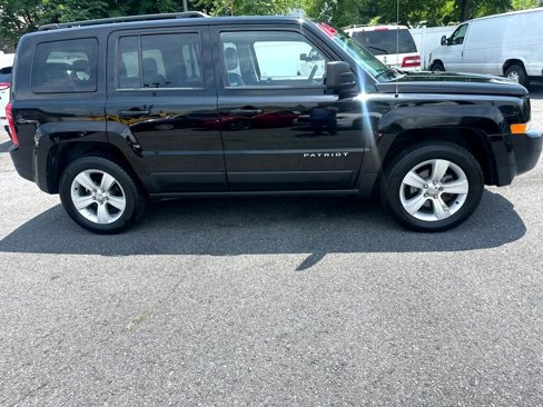 Used 2014 Jeep Patriot Sport w/ Power Value Group image 2