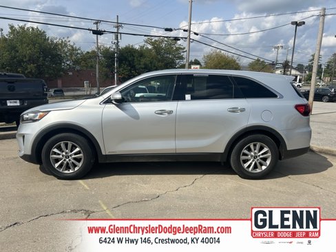 Used 2019 Kia Sorento LX image 12