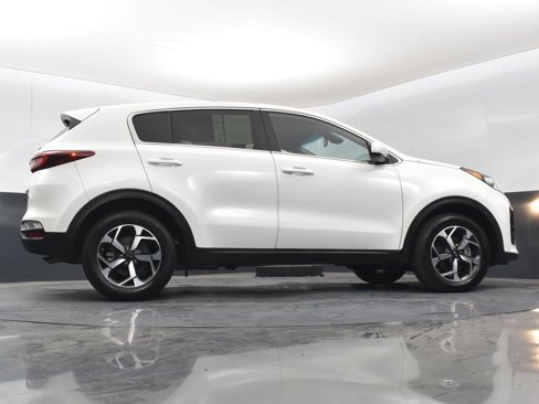 Used 2022 Kia Sportage LX image 34