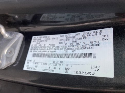 Used 2017 Ford Escape SE w/ SE Sport Appearance Package image 39