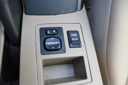 Used 2012 Toyota RAV4 4WD image 19