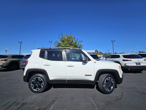 Used 2016 Jeep Renegade Trailhawk w/ Trailer Tow Group image 5