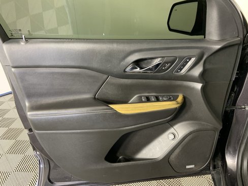 Used 2017 GMC Acadia Denali w/ Technology Package image 26