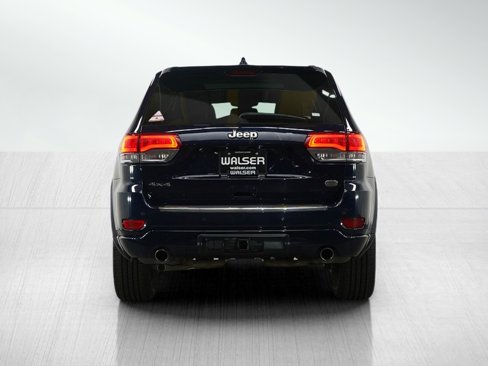 Used 2017 Jeep Grand Cherokee Overland image 4
