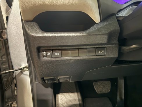 Used 2024 Toyota RAV4 XLE Premium image 15