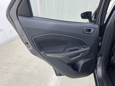 Used 2019 Ford EcoSport SE image 15
