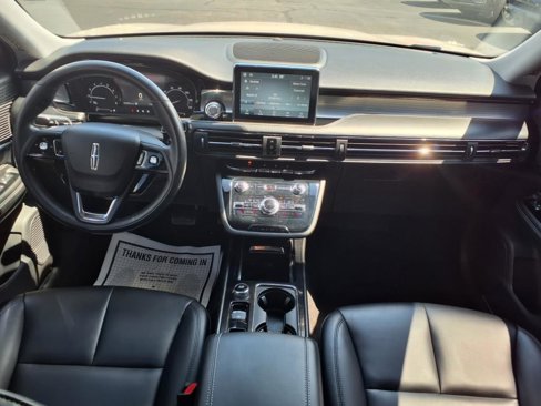 Used 2021 Lincoln Corsair AWD image 9