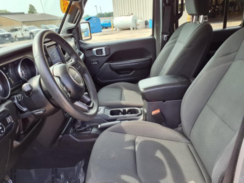 Used 2023 Jeep Gladiator Sport image 13