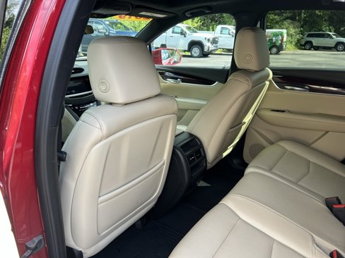 Used 2019 Cadillac XT5 Luxury image 16