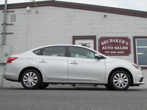 Used 2018 Nissan Sentra S image 1