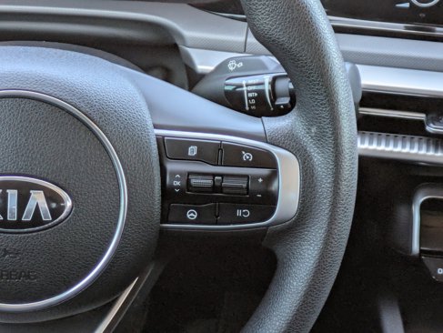 Used 2021 Kia K5 LXS image 21