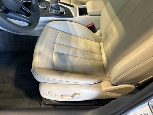 Used 2018 Audi A4 2.0T Premium Plus w/ Premium Plus Package image 16