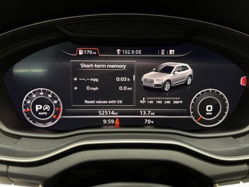 Used 2020 Audi Q5 2.0T Titanium Premium Plus image 5