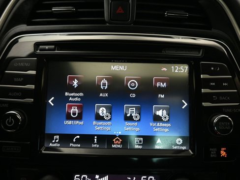 Used 2016 Nissan Maxima Platinum w/ Interior Lighting Package image 17