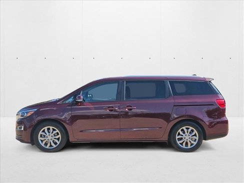 Used 2019 Kia Sedona EX image 9