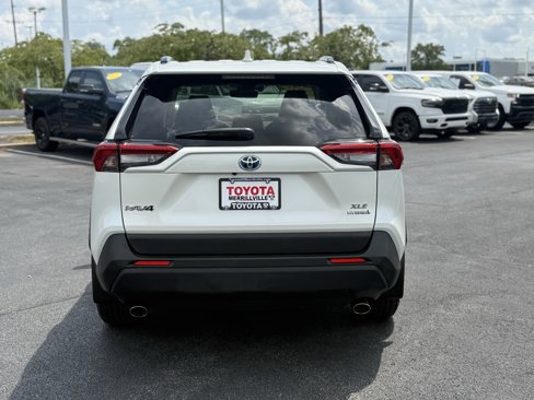 Used 2021 Toyota RAV4 XLE Premium image 7