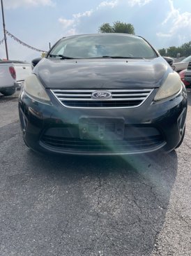 Used 2013 Ford Fiesta SE image 3
