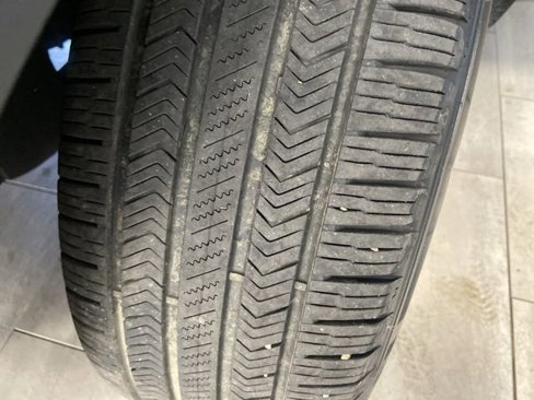 Used 2018 Ford Explorer XLT w/ Equipment Group 202A image 35