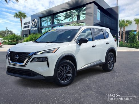 Used 2022 Nissan Rogue S image 1