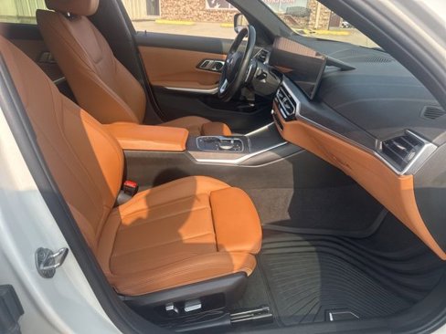Used 2023 BMW 330i xDrive Sedan w/ Premium Package image 14