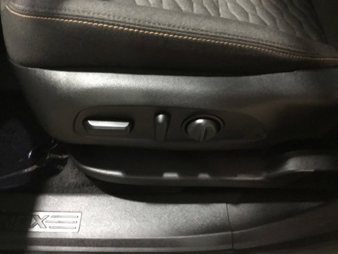 Used 2021 Chevrolet Equinox LT image 28