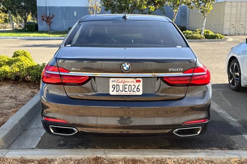 Used 2016 BMW 750i xDrive image 4