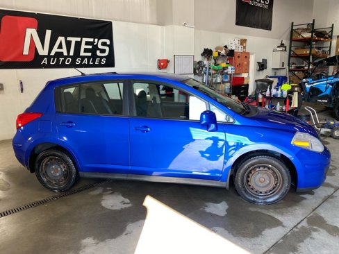 Used 2011 Nissan Versa 1.8 S w/ Plus Pkg image 6