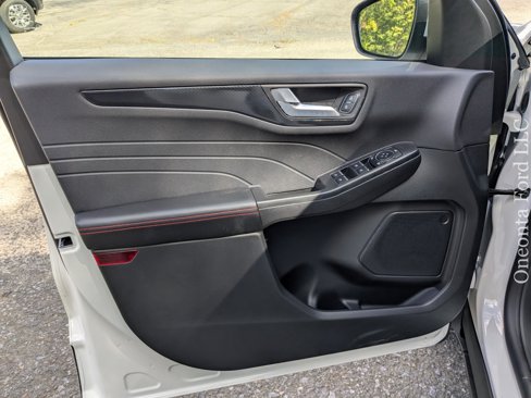 New 2025 Ford Escape ST-Line Select image 19