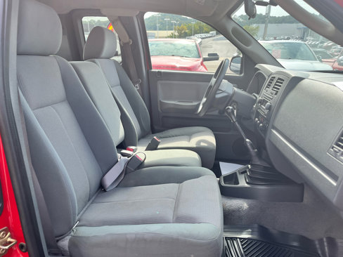 Used 2005 Dodge Dakota ST image 15