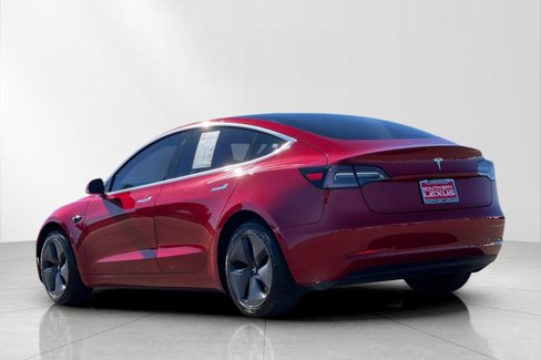 Used 2018 Tesla Model 3 image 4