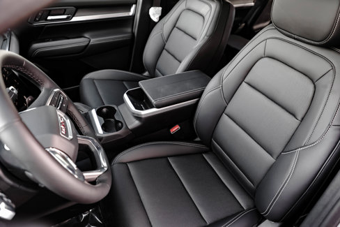 New 2026 GMC Terrain Elevation w/ Elevation Premium Package image 15