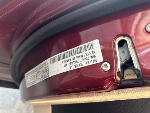 Used 2020 Chrysler Pacifica Limited image 39