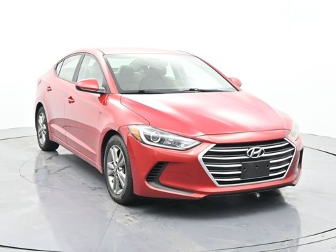 Used 2018 Hyundai Elantra SEL image 3