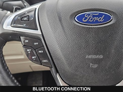 Used 2017 Ford Edge Titanium image 24
