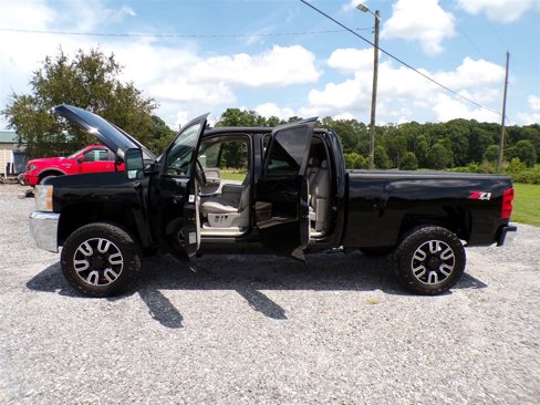 Used 2008 Chevrolet Silverado 2500 LTZ w/ Suspension Package, Off-Road image 22