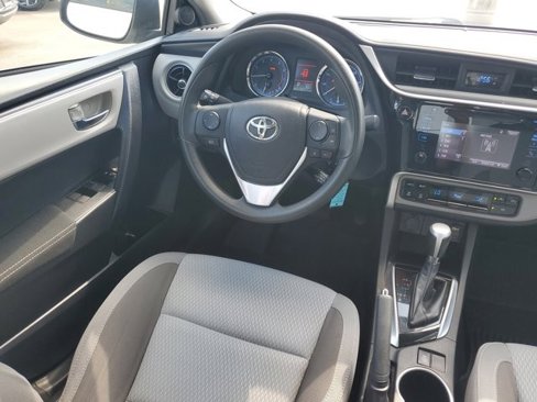Used 2019 Toyota Corolla LE image 11
