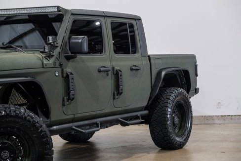 Used 2021 Jeep Gladiator Sport image 17