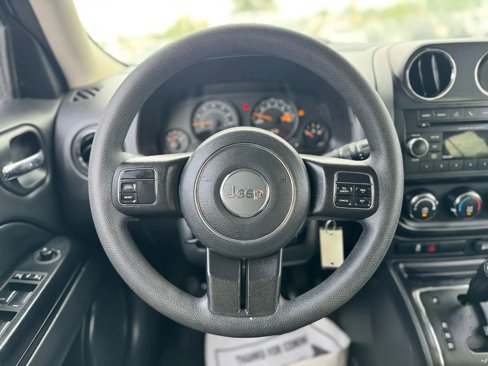 Used 2016 Jeep Patriot Sport w/ Power Value Group image 10
