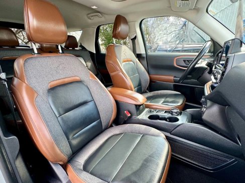 Used 2022 Ford Bronco Sport Outer Banks w/ Tech Package image 15