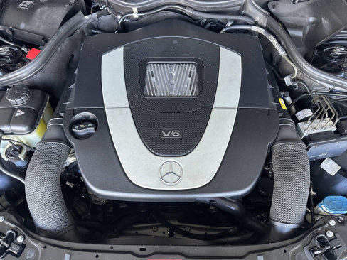 Used 2009 Mercedes-Benz CLK 350 Coupe image 36