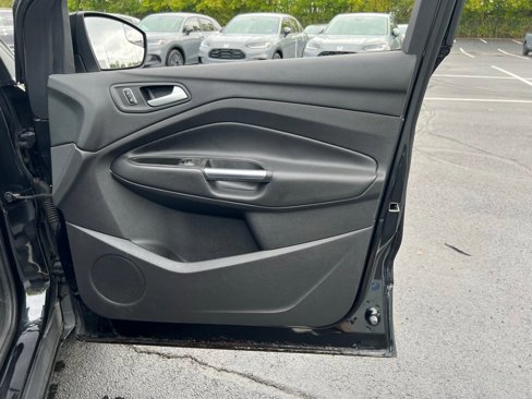 Used 2015 Ford Escape Titanium image 27