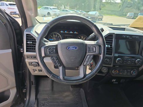 Used 2018 Ford F150 XLT w/ Equipment Group 302A Luxury image 10