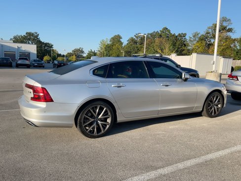 Used 2018 Volvo S90 T6 Momentum w/ Convenience Package image 5
