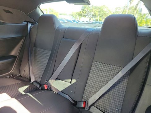 Used 2019 Dodge Challenger R/T w/ Driver Convenience Group image 10
