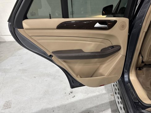 Used 2015 Mercedes-Benz ML 350 4MATIC image 57