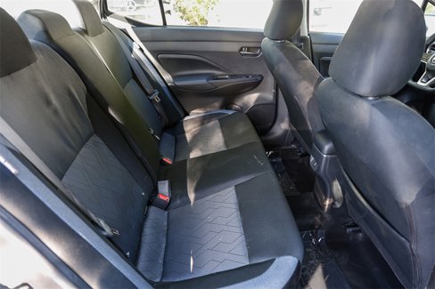 Used 2025 Nissan Versa SV image 17