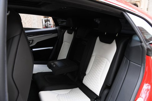 Used 2022 Lamborghini Urus image 11