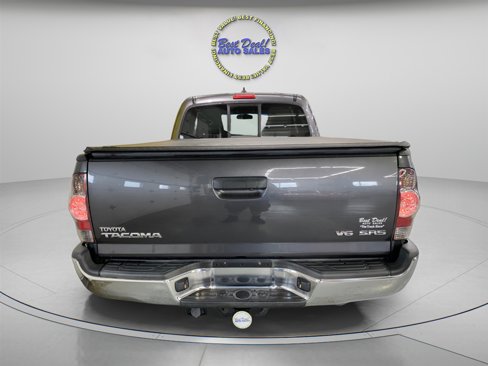 Used 2014 Toyota Tacoma 4x4 Access Cab V6 image 6