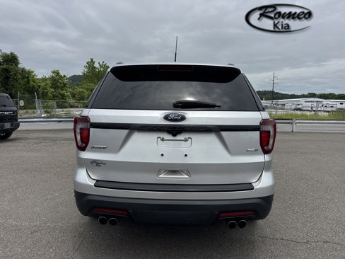Used 2018 Ford Explorer Sport w/ Equipment Group 401A image 6